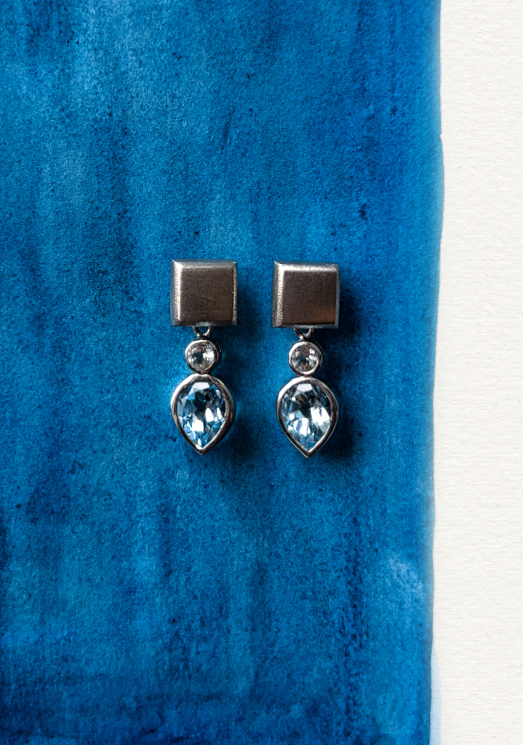 Amihan Earrings