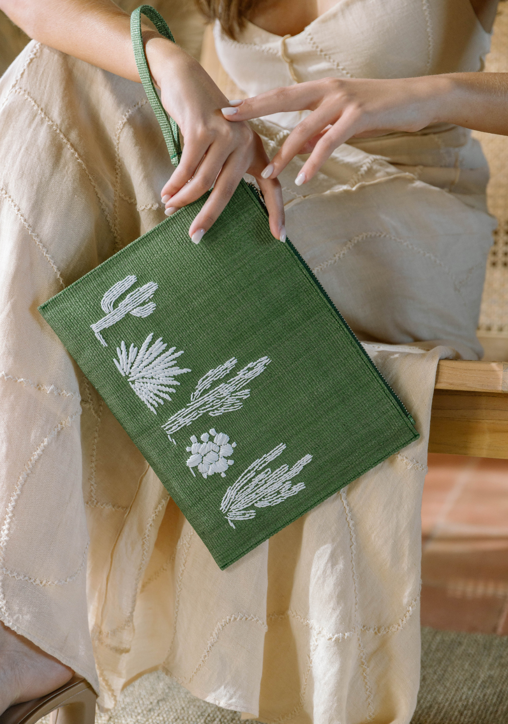 Abra Pouch