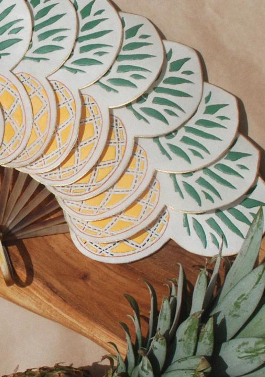 Pineapple Fan