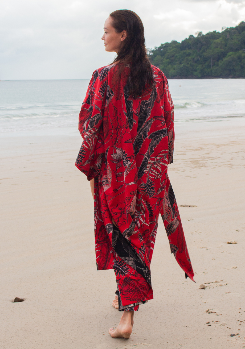 Reversible Long Cotton Kimono Robe in Tropical Foliage in Red & Black