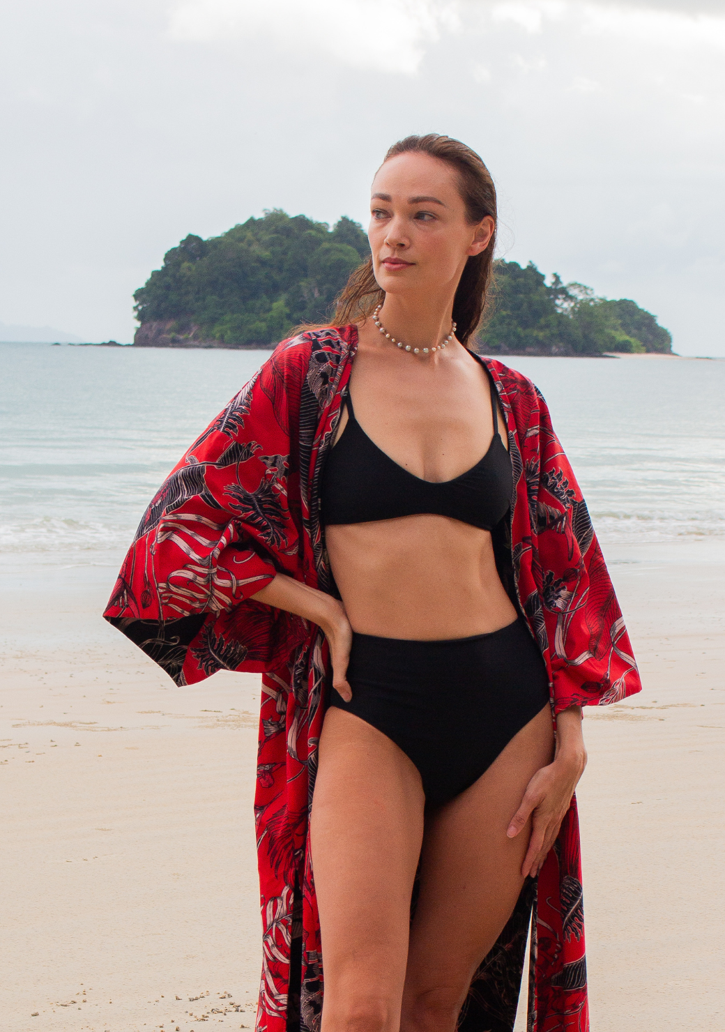 Reversible Long Cotton Kimono Robe in Tropical Foliage in Red & Black