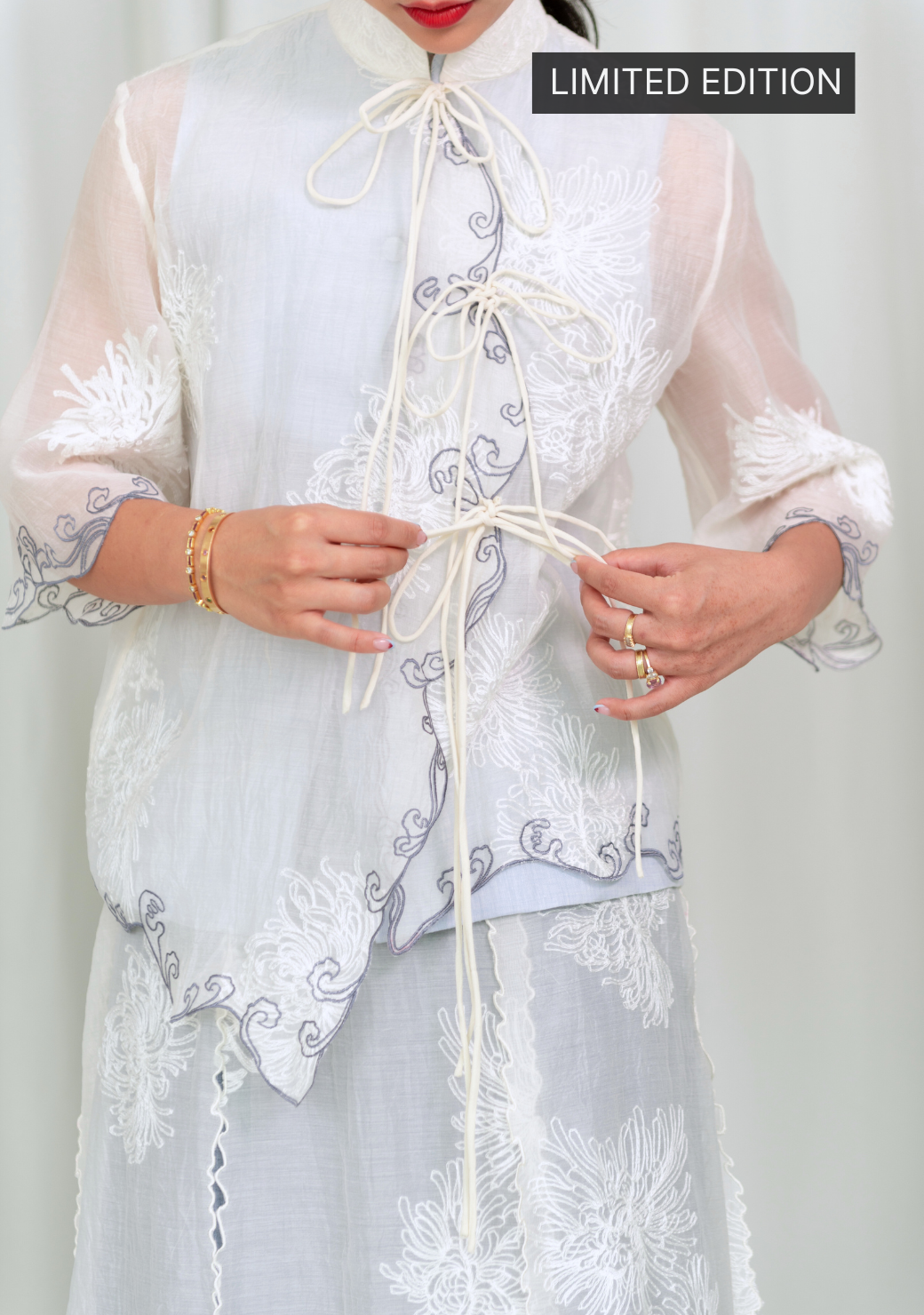 Selat Mandarin Collar Top