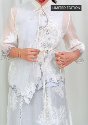 Selat Mandarin Collar Top
