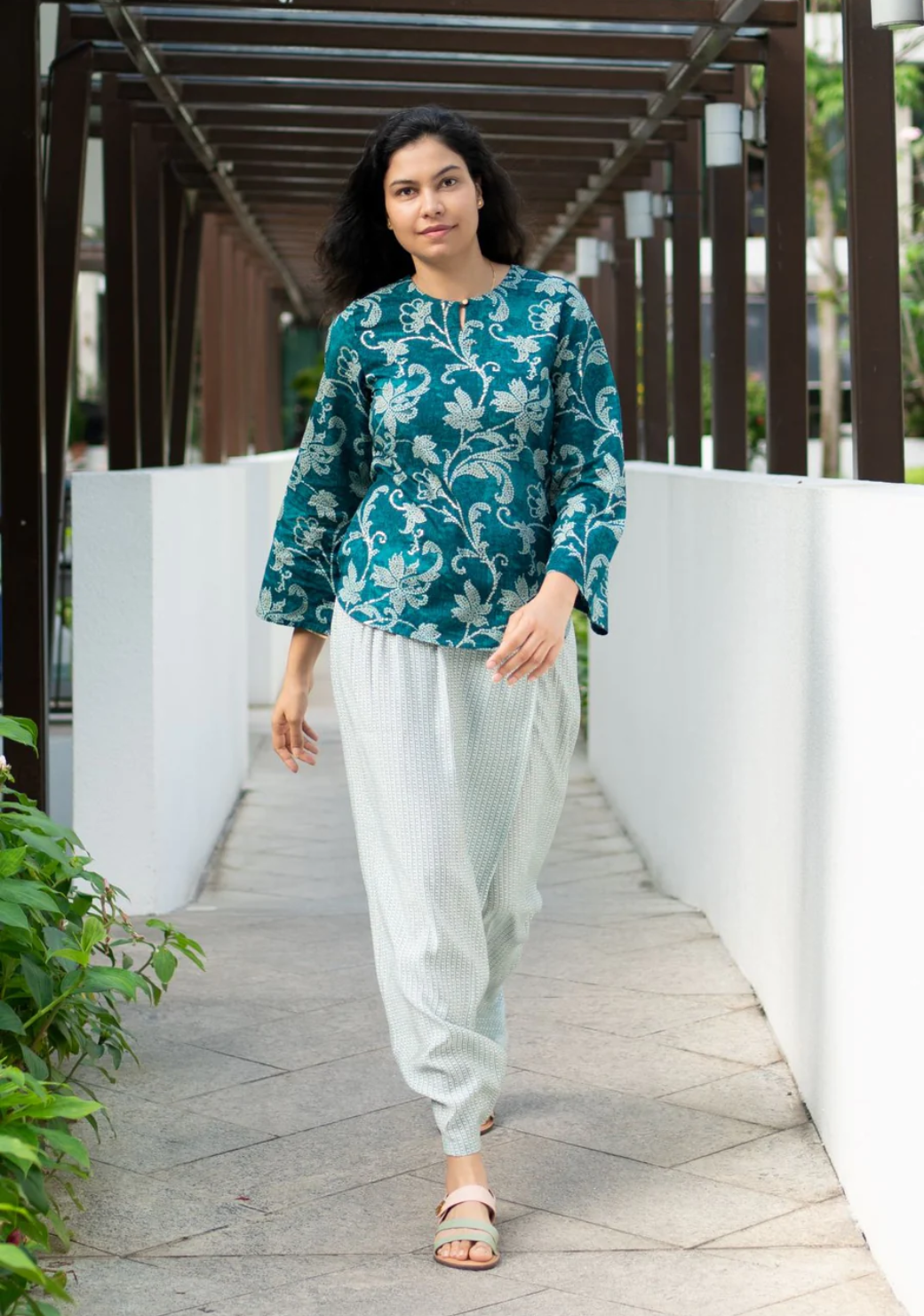 Alia Women's Baju Kurung Kedah Set in Green & Gold