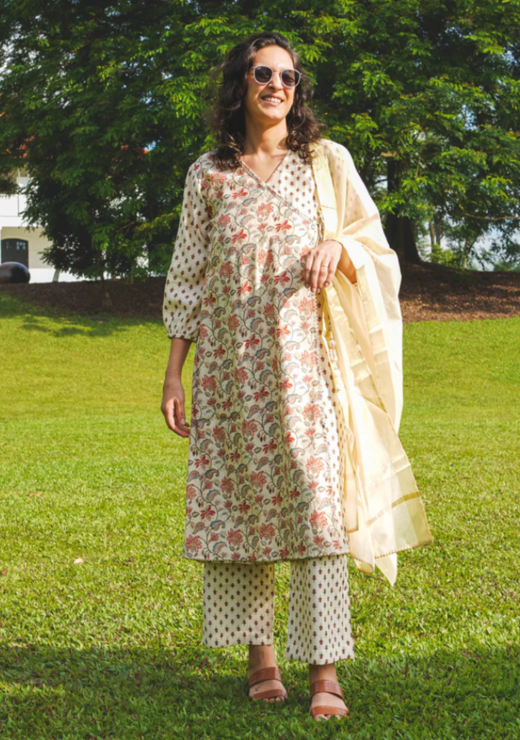 Nia Womens Pearl White Floral Angarkha Kurti & Salwar with Dupatta set in Muslin Cotton