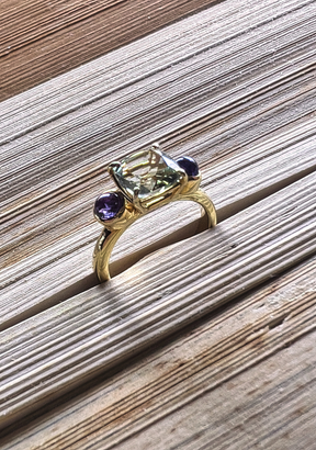 Hayahay Ring