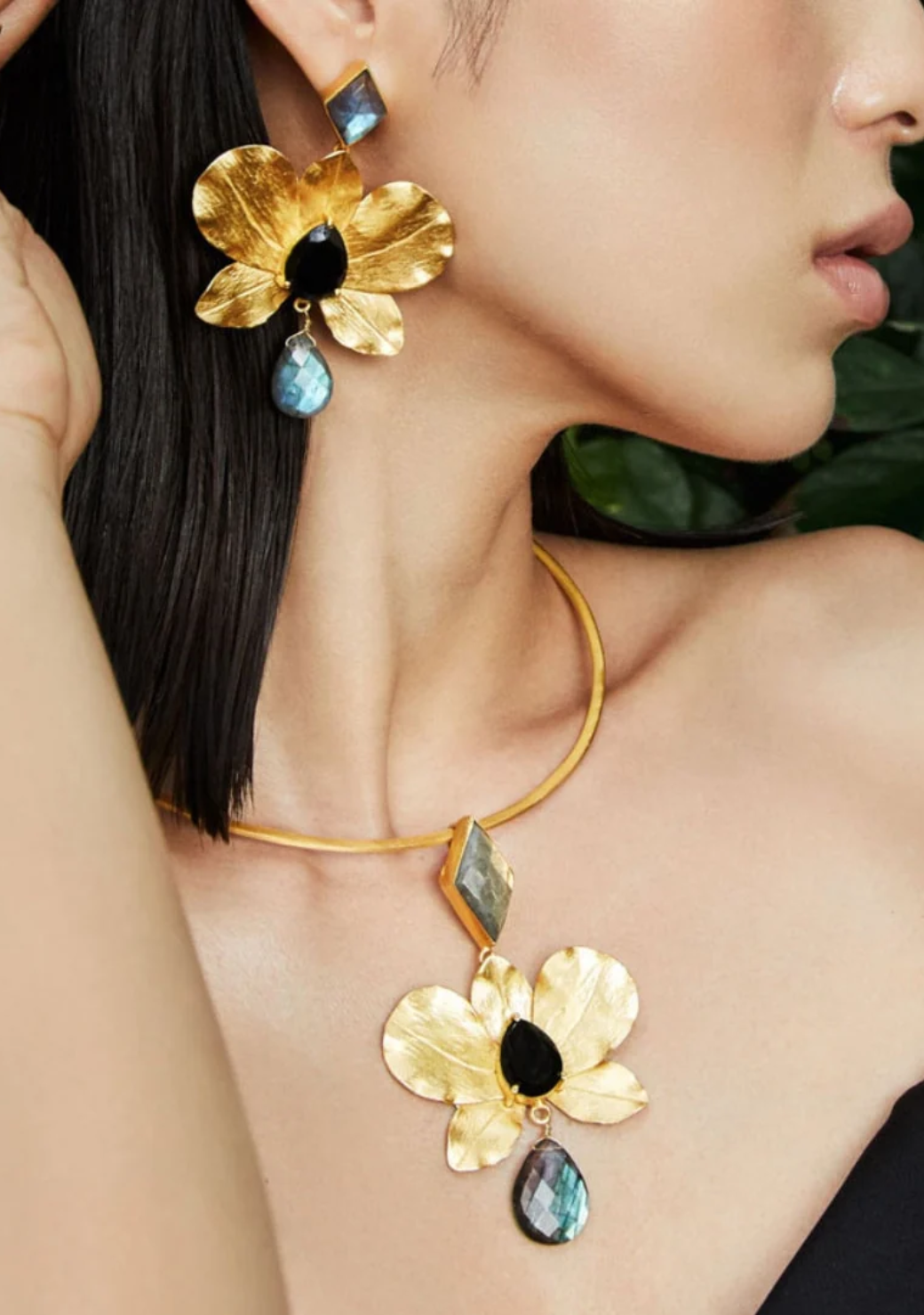 Orchidea Single Earrings