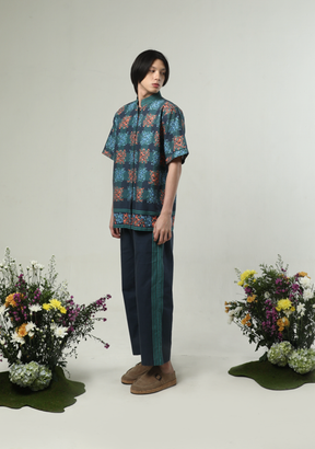 Gardenia Unisex Shirt