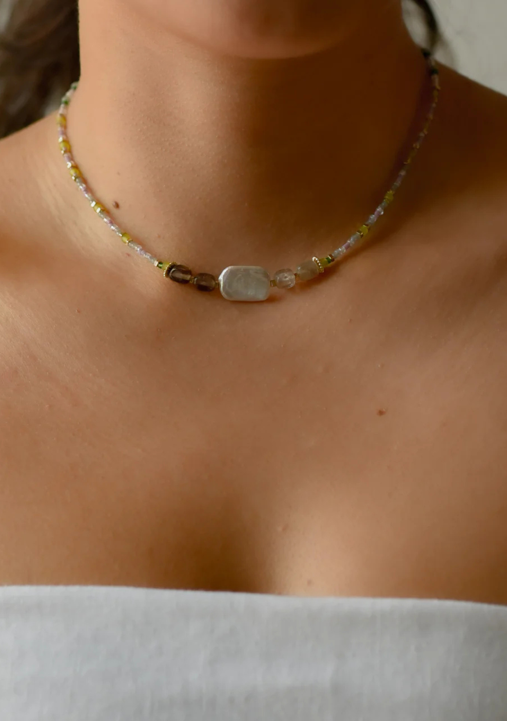 Mosslight Pearl Necklace