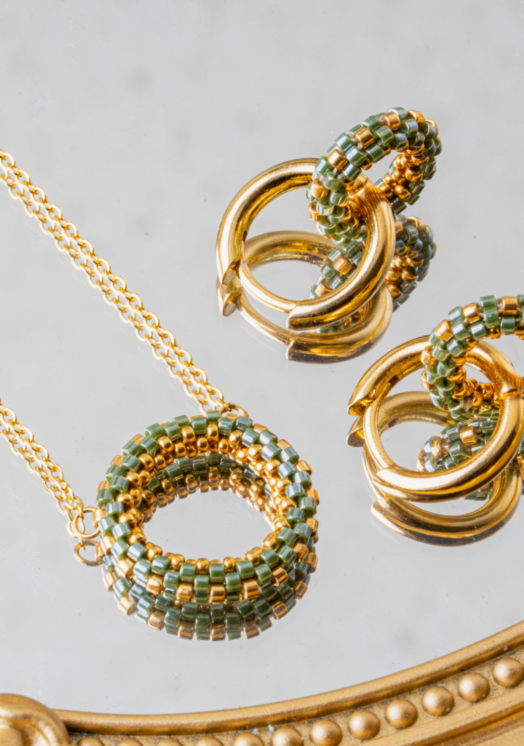 Nyasi Single Hoop Necklace