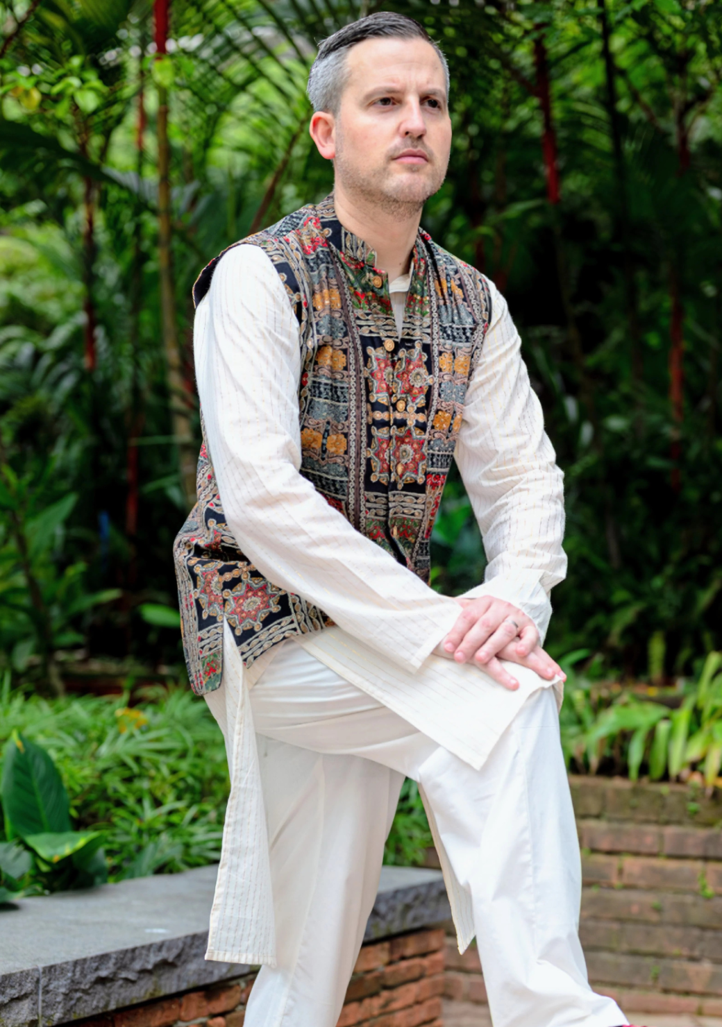Shan Black Men's 3pc Kurta Jacket Set In Muslin Cotton