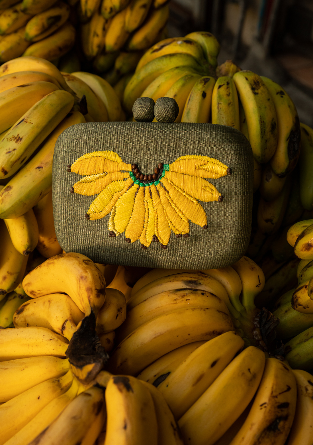 Go Bananas! Clutch