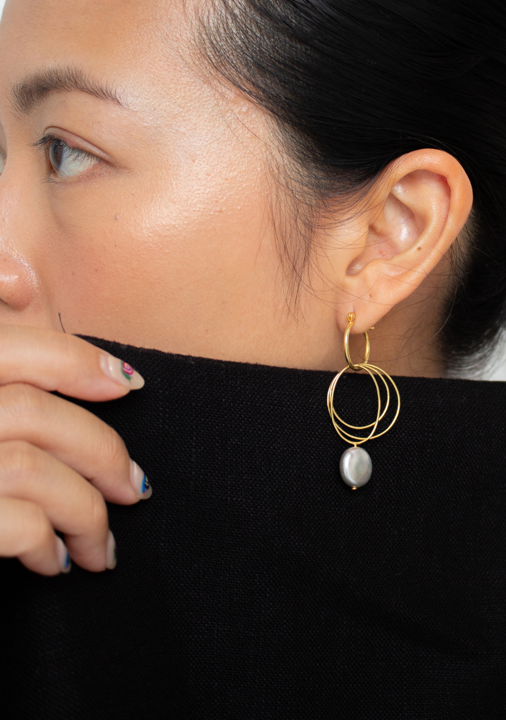 Gray Pearl Bubble Theory Earrings