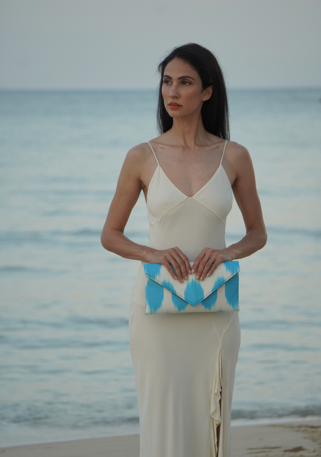 Titin Clutch in Dolce Turquoise