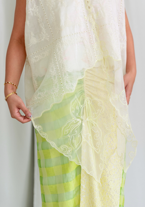 Mustika Pointed Kebaya