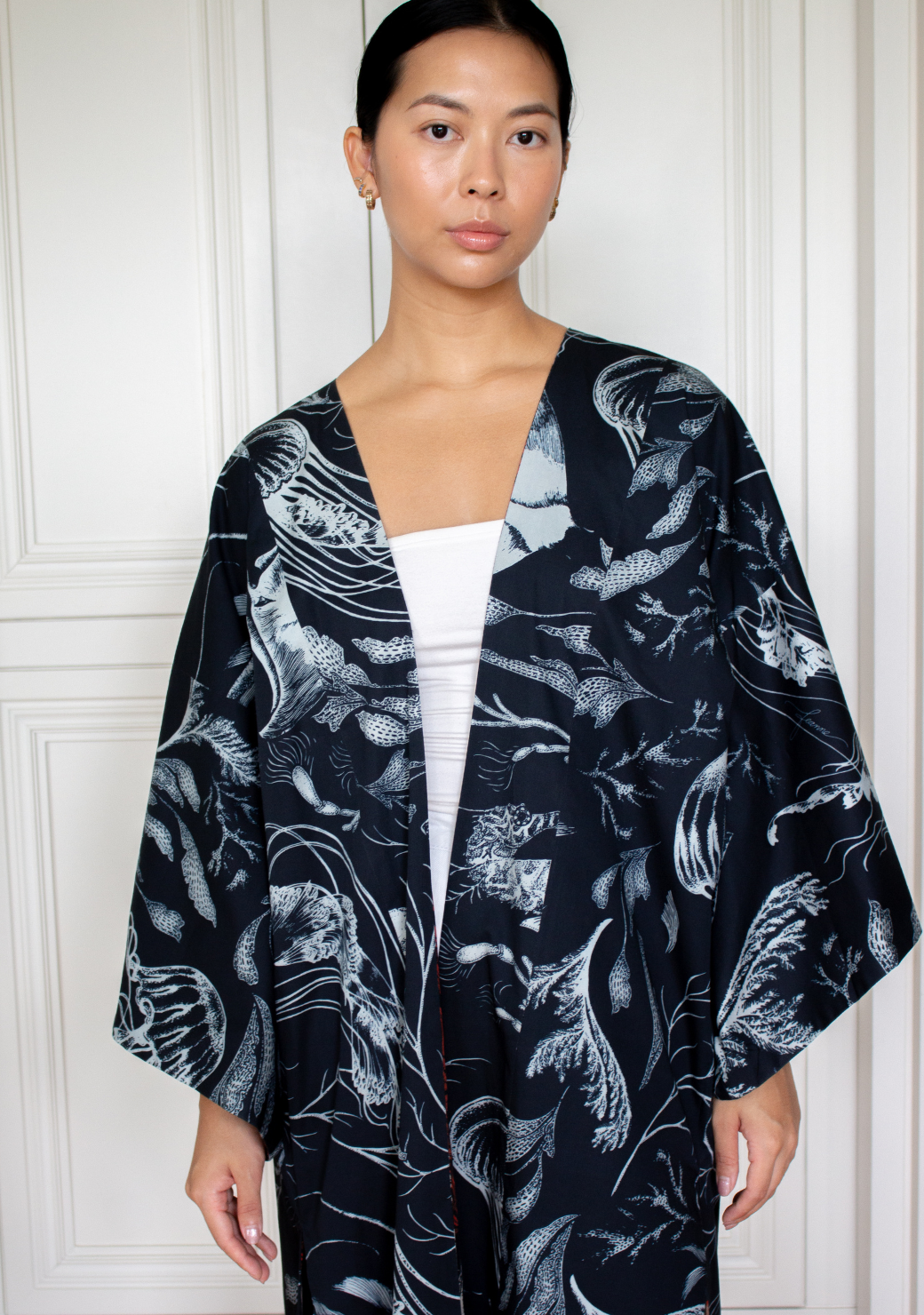 Reversible Long Cotton Kimono Robe in Sea Life in Navy & Nautilus