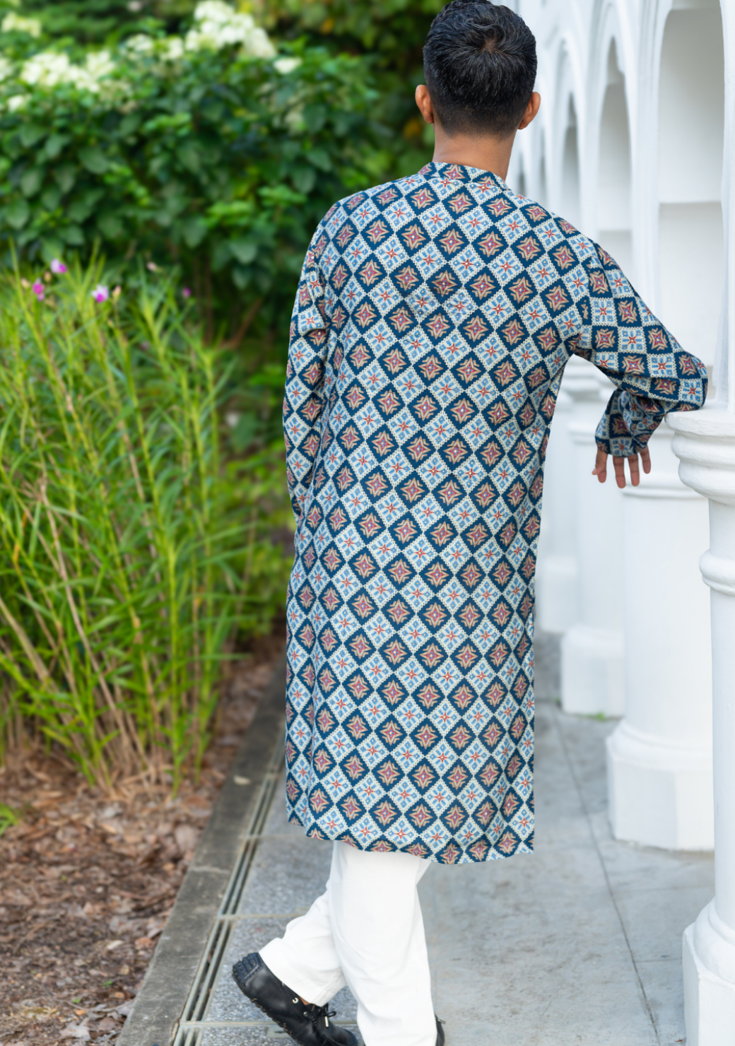 Tara Blue Mens Kurta Pajama Jacket Set in Muslin Cotton