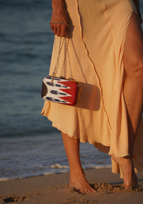 Tasia Clutch in Alegria II