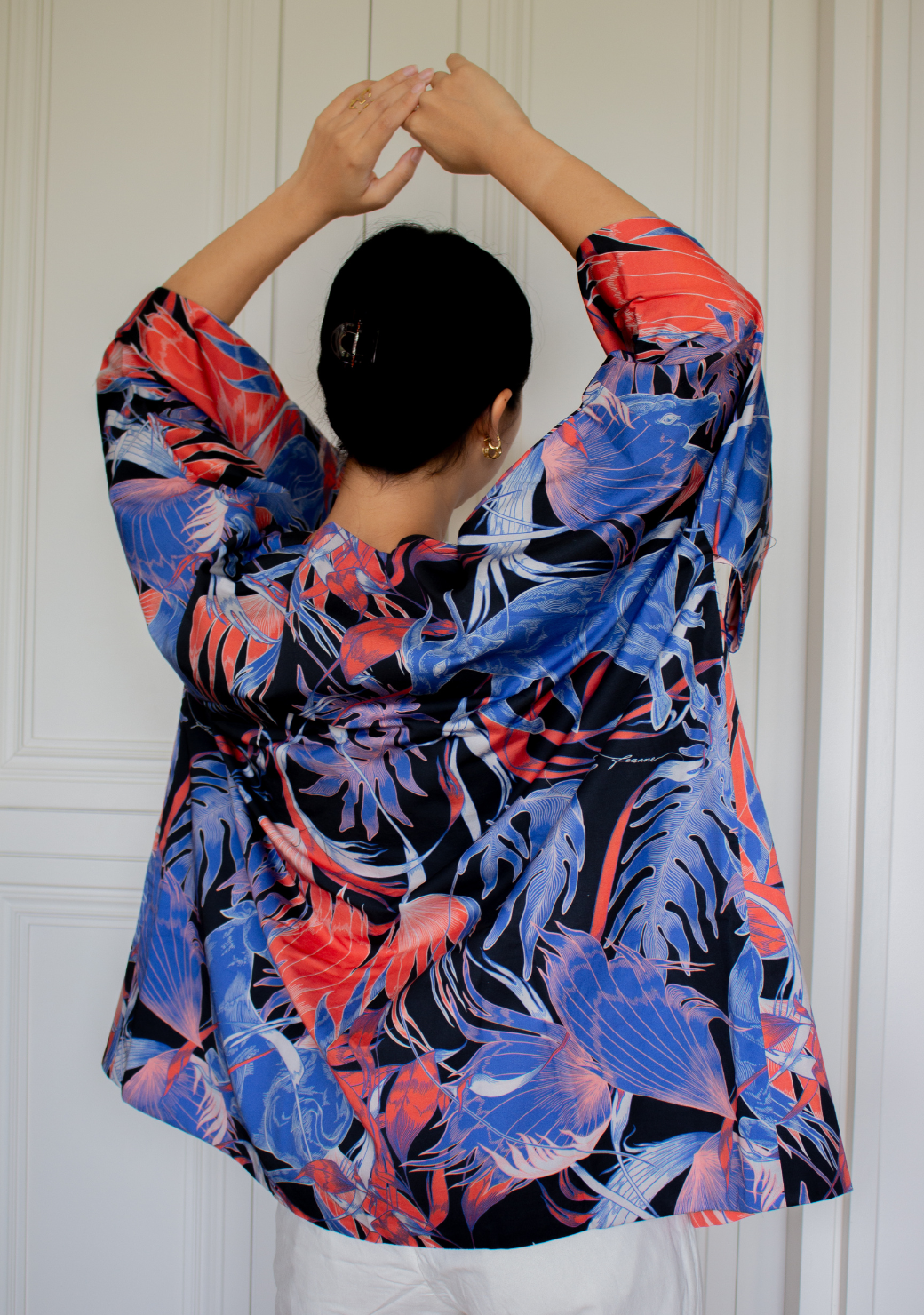 Reversible Short Cotton Kimono Jacket in Tamaraw in Peach & Navy