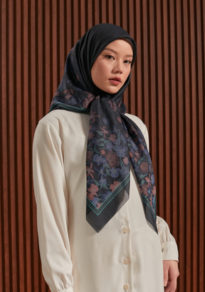 Gardenia Square Scarf