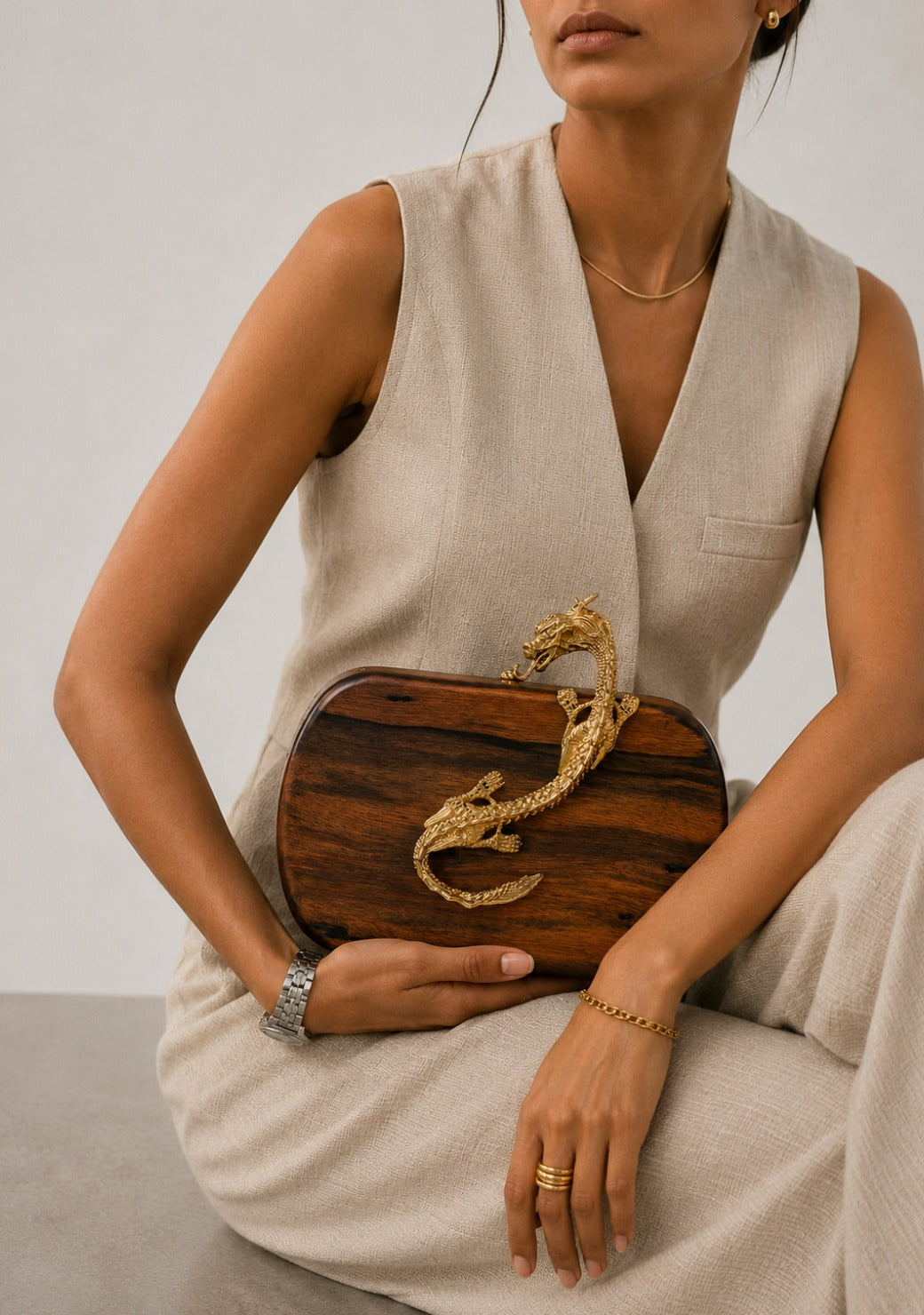Suzy Wong Minaudière Kamagong Wood